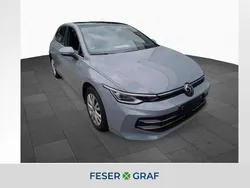 Mondsteingrau Gebraucht 2024 VW Golf VIII Style Limousine | 29.990 € (Fairer Preis)