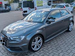 Grau Gebraucht 2016 Audi A3 S-Line Limousine | 12.700 € (Superpreis)