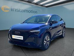 Blau Gebraucht 2022 Audi Q4 e-tron S-Line SUV | 27.299 € (Fairer Preis)