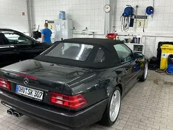 Schwarz Gebraucht 1994 Mercedes SL320 Cabrio | 22.900 €