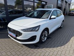 Weiß Gebraucht 2022 Ford Focus Style Kombi | 17.590 € (Fairer Preis)