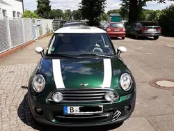 Grün Gebraucht 2011 Mini Cooper Kleinwagen | 8.500 € (Fairer Preis)