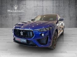 Grau Gebraucht 2018 Maserati Levante SUV | 55.111 € (Teuer)