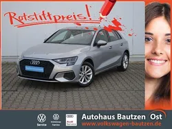 Florettsilber metallic Gebraucht 2022 Audi A3 Sportback Basis Limousine | 22.640 € (Fairer Preis)