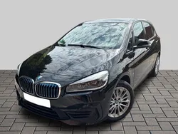 Schwarz Gebraucht 2018 BMW 225 Active Tourer iPerformance Van / Kleinbus | 17.900 € (Fairer Preis)