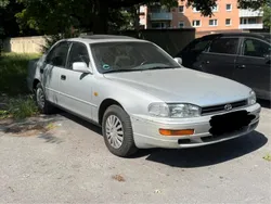 Silber Gebraucht 1992 Toyota Camry Limousine | 2.500 €