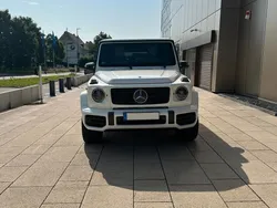 Weiß Gebraucht 2019 Mercedes G500 AMG line SUV | 135.000 €