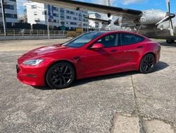 Rot Gebraucht 2022 Tesla Model S Plaid Kleinwagen | 79.876 € (Teuer)