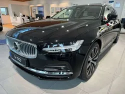 Onyx schwarzmetallic Gebraucht 2023 Volvo V90 Plus Kombi | 49.880 € (Teuer)