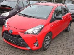 Rot Gebraucht 2019 Toyota Yaris Hybrid Club Kleinwagen | 14.900 € (Guter Preis)