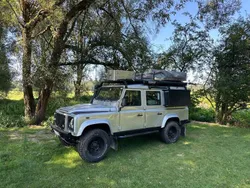 Silber Gebraucht 2010 Land Rover Defender S SUV | 49.000 €
