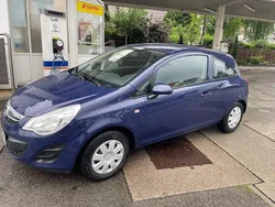 Blau Gebraucht 2013 Opel Corsa Edition Kleinwagen | 2.900 € (Guter Preis)
