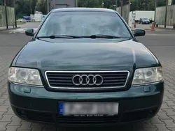Grün Gebraucht 1999 Audi A6 Limousine | 3.500 € (Teuer)