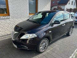 Violet Gebraucht 2011 Lancia Ypsilon Gold Kleinwagen | 3.500 € (Guter Preis)