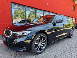 Black sapphire Gebraucht 2024 BMW 318 Kombi | 32.880 € (Fairer Preis)