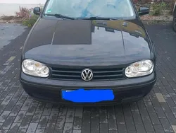 Schwarz Gebraucht 2001 VW Golf IV Kombi | 1.000 € (Guter Preis)