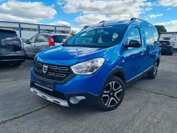 Blau Gebraucht 2018 Dacia Dokker Celebration Van | 9.500 € (Fairer Preis)