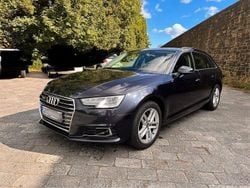 Blau Gebraucht 2018 Audi A4 Ambiente Kombi | 18.200 € (Fairer Preis)