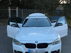 Weiß Gebraucht 2016 BMW 320 M Sport Limousine | 20.000 € (Etwas zu teuer)