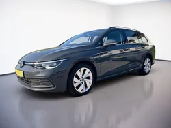Grau Gebraucht 2021 VW Golf VIII Style Kombi | 17.950 € (Guter Preis)