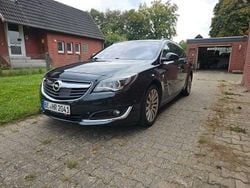 Schwarz Gebraucht 2015 Opel Insignia Innovation Kombi | 11.000 € (Etwas zu teuer)