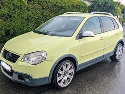 Gelb Gebraucht 2007 VW Polo Cross Kleinwagen | 2.700 € (Fairer Preis)