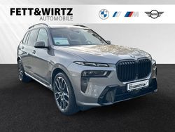 Skyscraper grau Gebraucht 2023 BMW X7 M Sport SUV | 82.900 € (Guter Preis)