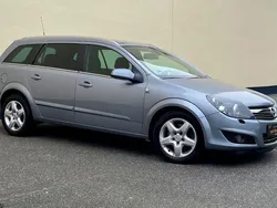 Silber Gebraucht 2008 Opel Astra Innovation Kombi | 4.490 €