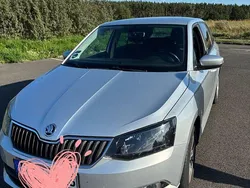Silber Gebraucht 2015 Skoda Fabia Kombi | 7.900 € (Guter Preis)