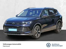 Deep black perleffekt Gebraucht 2024 VW Tiguan Elegance SUV | 41.980 € (Teuer)