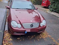 Gebraucht 2003 Mercedes C200 Coupé | 3.800 € (Teuer)
