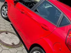 Rot Gebraucht 2016 Ford Fiesta Trend Kleinwagen | 6.450 € (Guter Preis)