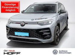 Oyster silver metallic Gebraucht 2025 VW Tayron R-line SUV | 59.775 € (Fairer Preis)