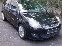Schwarz Gebraucht 2008 Ford Fiesta Style Kleinwagen | 1.750 € (Guter Preis)