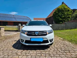 Weiß Gebraucht 2015 Dacia Logan MCV Kombi | 4.490 € (Guter Preis)
