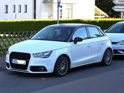 Weiß Gebraucht 2013 Audi A1 Kleinwagen | 6.900 €