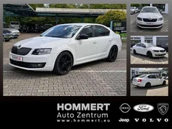 Candyweiss Gebraucht 2014 Skoda Octavia Elegance Limousine | 13.990 € (Etwas zu teuer)
