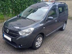 Schwarz Gebraucht 2017 Dacia Dokker Lauréate Van | 12.500 € (Fairer Preis)