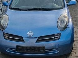 Blau Gebraucht 2005 Nissan Micra Kleinwagen | 750 € (Fairer Preis)