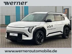 Schneeweiss Neu 2025 Kia EV3 4 SUV | 41.880 € (Fairer Preis)