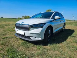 Weiß Gebraucht 2023 Skoda Enyaq iV SUV | 29.900 € (Fairer Preis)