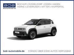 Weiß + black pearlschwarz (weiß) Neu 2025 Renault 4 E-Tech Iconic SUV | 37.330 € (Etwas zu teuer)