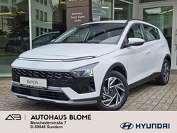 Atlas white / sol Gebraucht 2024 Hyundai Bayon Comfort SUV | 23.490 € (Teuer)