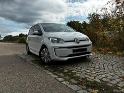 Weiß Gebraucht 2017 VW e-up! Kleinwagen | 9.800 € (Fairer Preis)