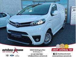 Weiß Gebraucht 2022 Toyota Proace Comfort Van | 24.690 € (Fairer Preis)