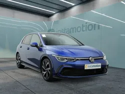 Blau Gebraucht 2024 VW Golf VIII Sound Limousine | 32.250 € (Etwas zu teuer)