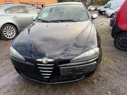 Schwarz Gebraucht 2006 Alfa Romeo 147 Distinctive Kleinwagen | 990 € (Guter Preis)