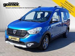 Blau Gebraucht 2020 Dacia Dokker Stepway Van / Kleinbus | 15.950 € (Fairer Preis)