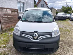 Weiß Gebraucht 2015 Renault Kangoo Basis Van / Kleinbus | 5.480 € (Guter Preis)