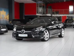 Obsidianschwarz metalliclack Gebraucht 2015 Mercedes SLK250 AMG line Cabrio | 27.480 € (Etwas zu teuer)